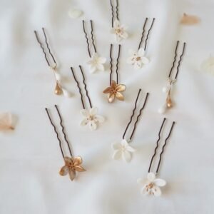 Pack de Horquillas Flor de Porcelana Azahar, Jazmín y Semillas Oro Envejecido.
