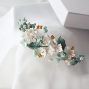 Tocado Trasero Verdes y Detalles Color Ámbar